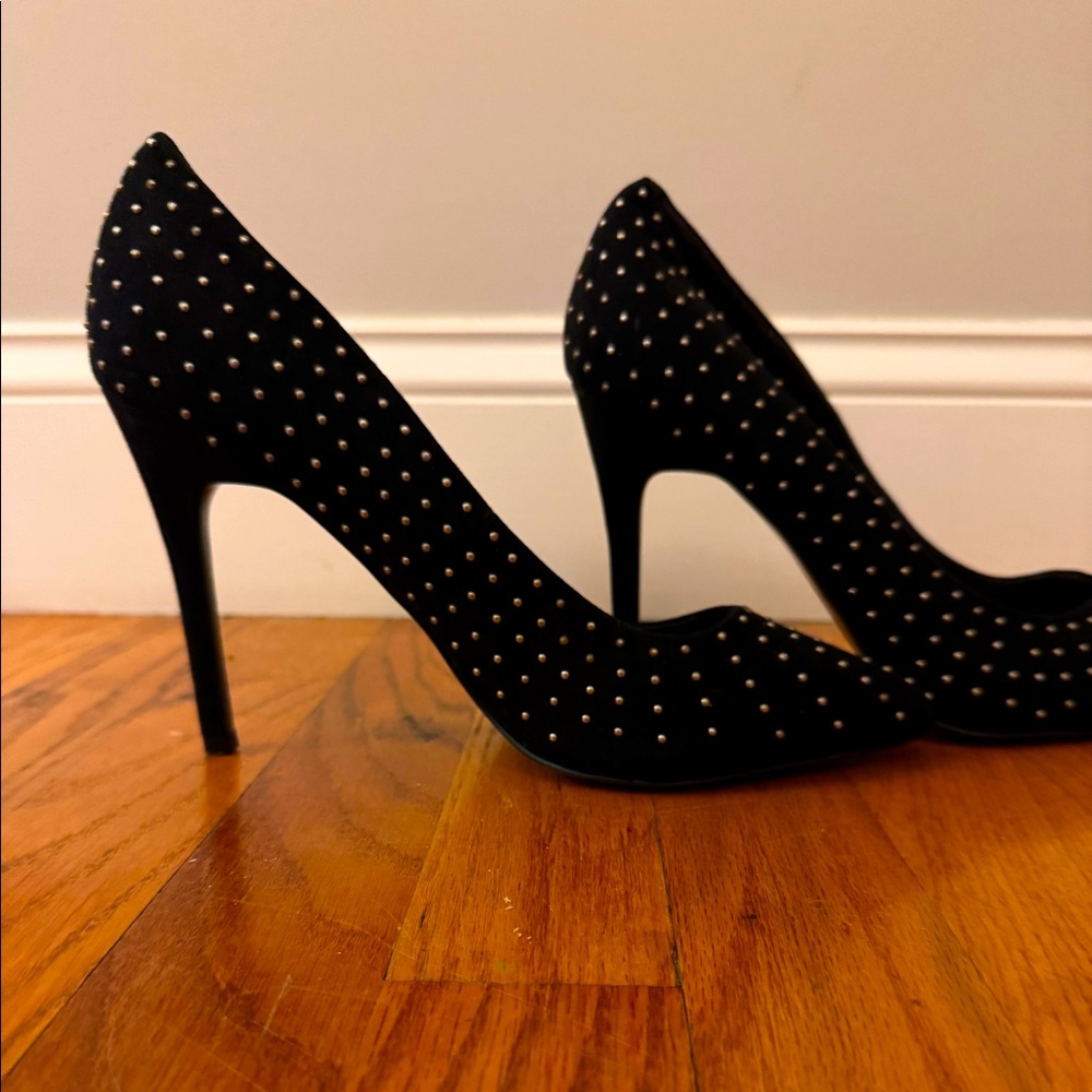 Sexy black heels